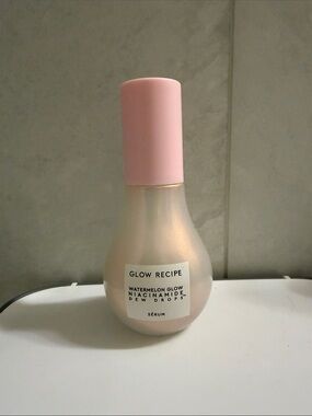 Never Used* Glow Recipe Niacinamide Dew Drops Primer - Pink and Champagne Bottle